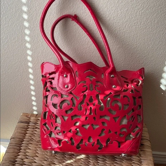 Sondra Roberts Teal & Red Cutout Tote Bags - Picture 2 of 16